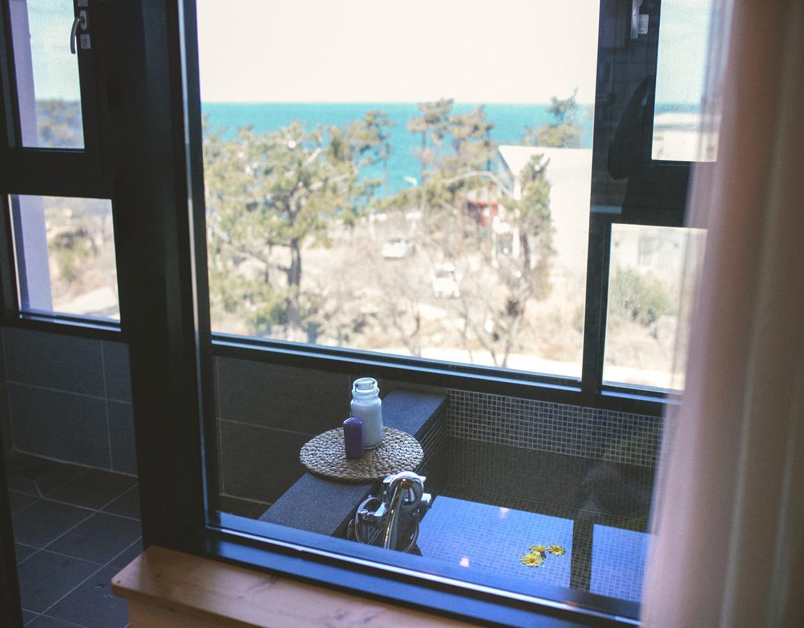 Jeju Feel Pension Экстерьер фото